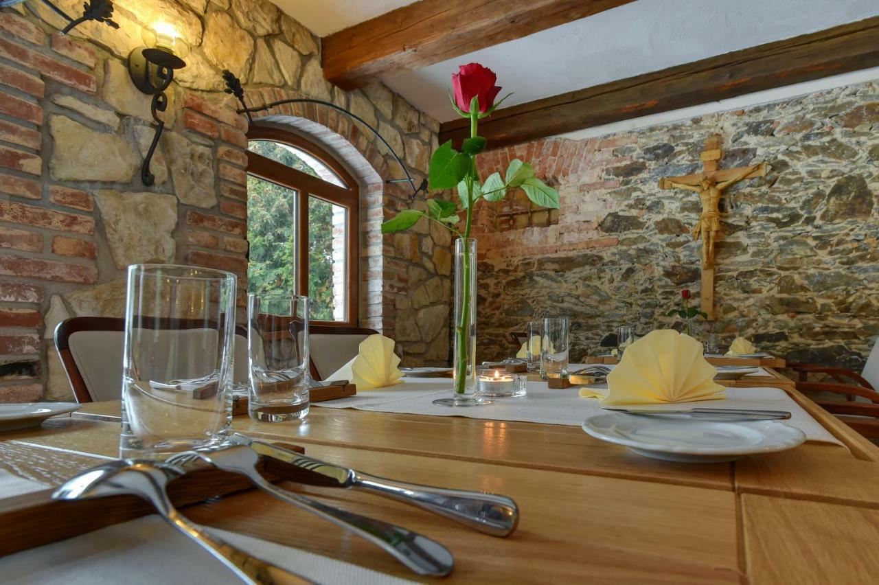 Zamecka Fortovna Obora - Forester House Kaznejov Eksteriør billede