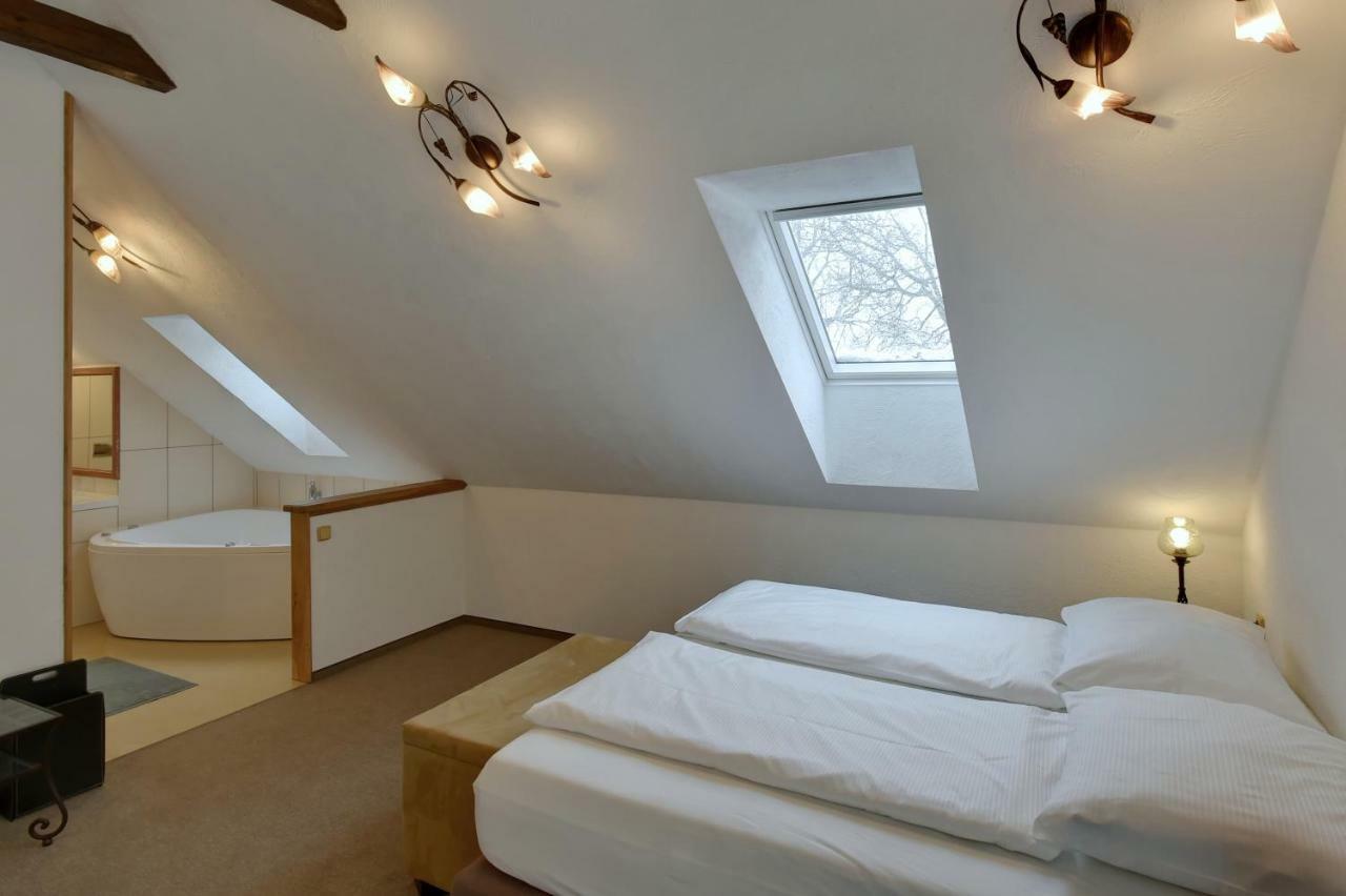 Zamecka Fortovna Obora - Forester House Kaznejov Eksteriør billede
